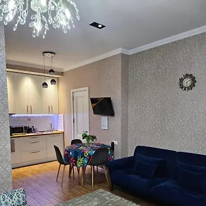  아파트 Old Apartments1