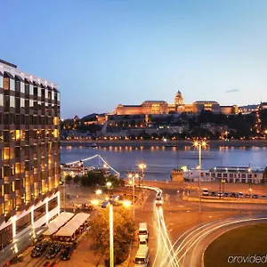 מלון Sofitel Chain Bridge *****